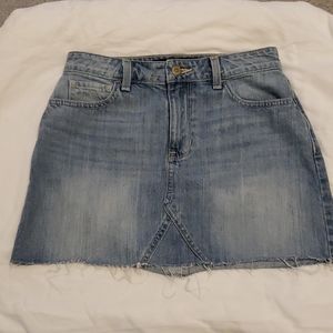 Hollister High-Rise Denim Skirt Size 3 w 26
